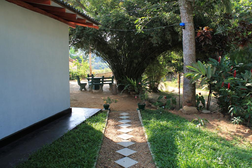 Little Mount Guest House Mirissa Exterior photo